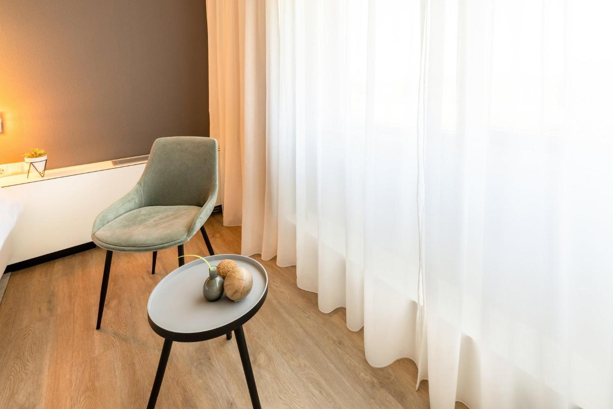 Garner Hotel Maastricht By Ihg Exterior photo